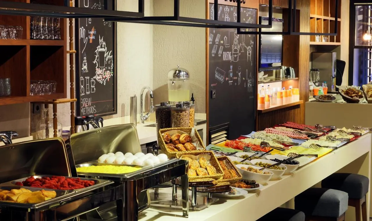 Orka Taksim Suites & Hotel Istanbul 4*,